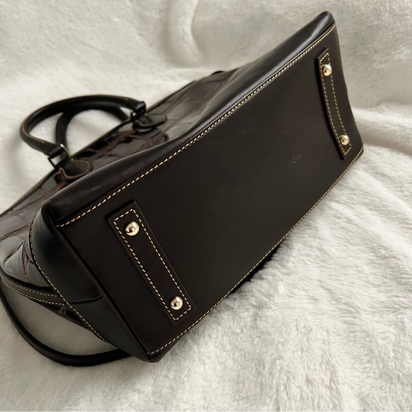 NWOT Dooney & Bourke Croco Satchel Handbag Brown T Moro Biscuit - Picture 8 of 11